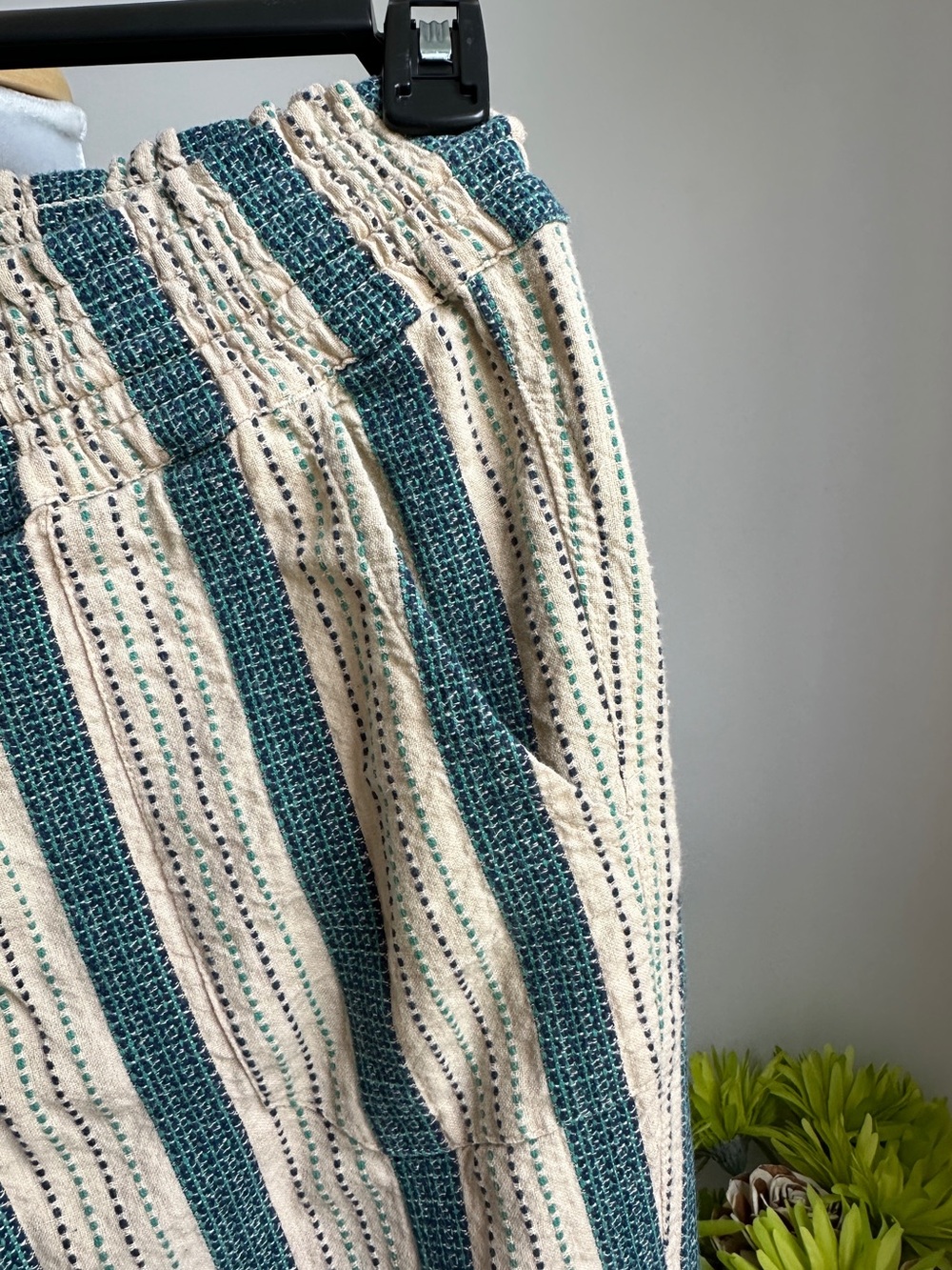 Roxy Drawstring Lounge Pants - Picture 11 of 11